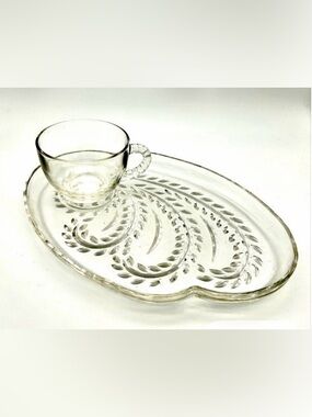 Federal Glass Snack Set of 4 Clear Cups and Plates